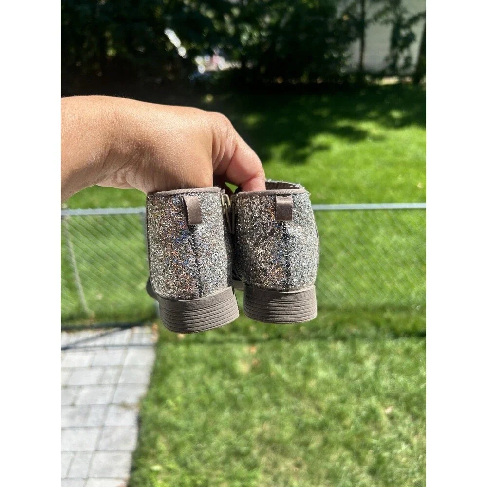OshKosh B'gosh DARIA-G Gray Silver Glitter Zip Ankle Bootie Kids US 5 EU 20